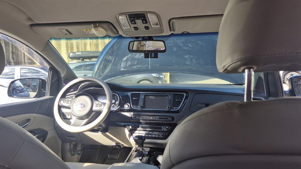 KIA Carnival 2016 Negro - Importación desde Corea - HF Imports Iquique - Foto 17