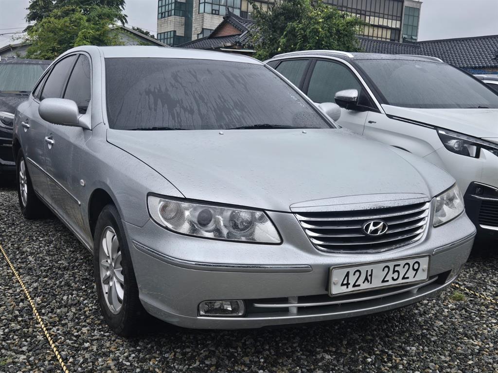 HYUNDAI Grandeur - Vista 2