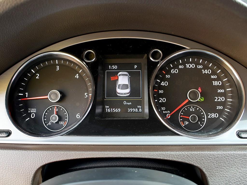 Volkswagen CC - Vista 11