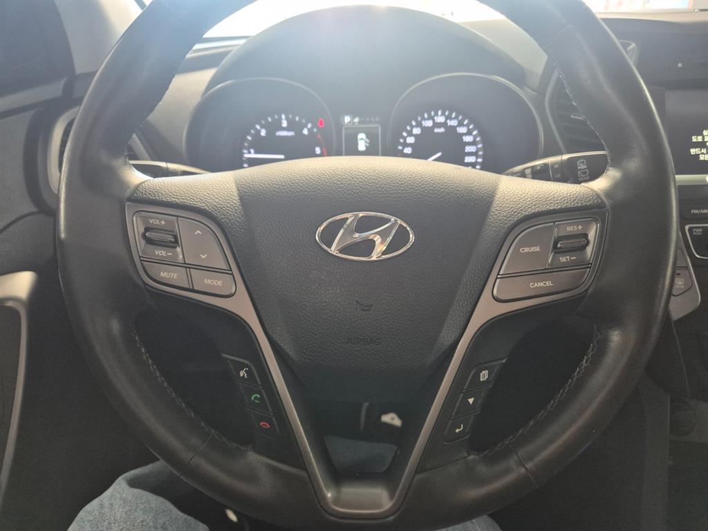 HYUNDAI Santa Fe - Vista 8