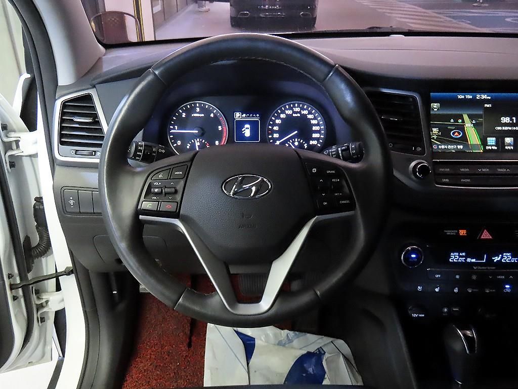 HYUNDAI Tucson - Vista 4