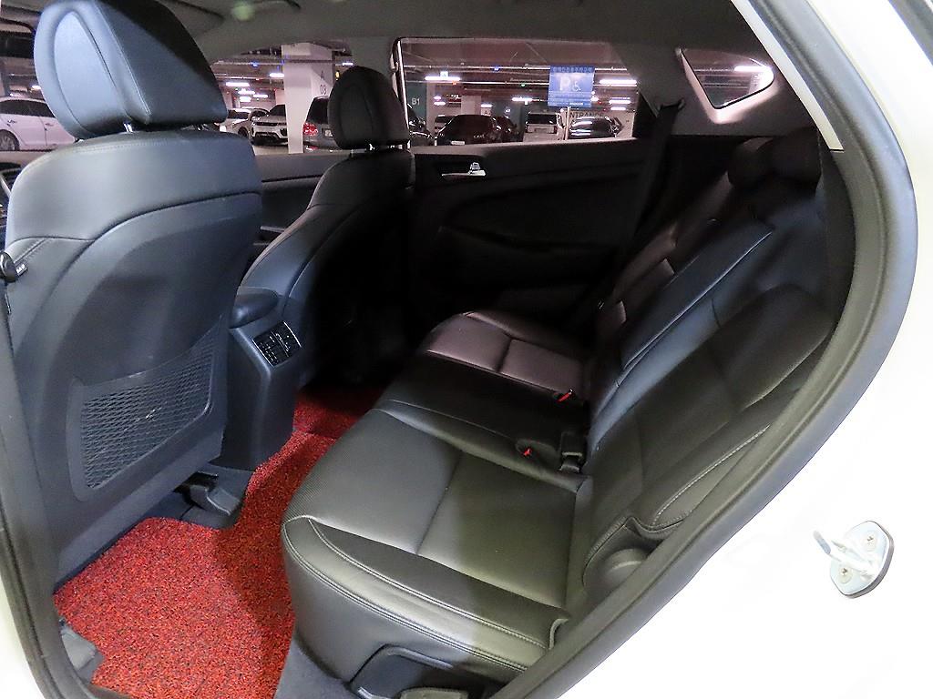 HYUNDAI Tucson - Vista 3