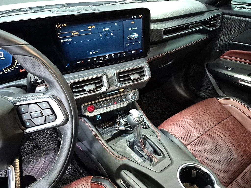 Ford Mustang - Vista 10