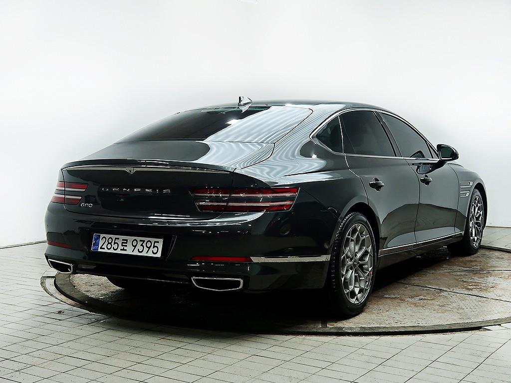 Genesis G80 - Vista 7