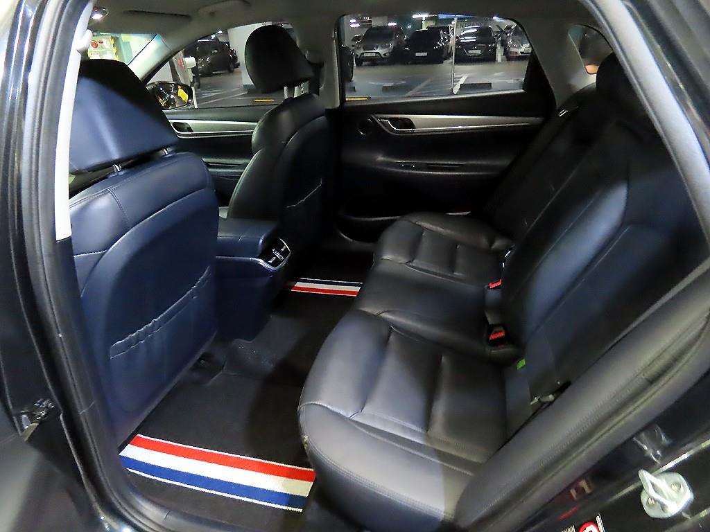 HYUNDAI Grandeur - Vista 7