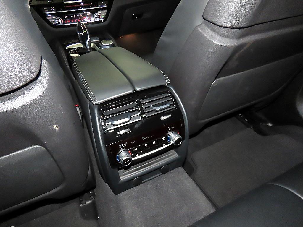 BMW 5 Series 2018 Blanco - Importación desde Corea - HF Imports Iquique - Foto 15