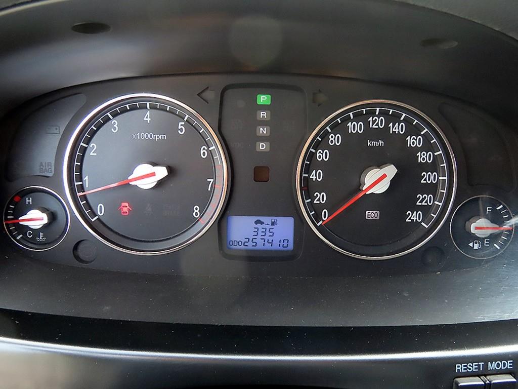 HYUNDAI Grandeur - Vista 8