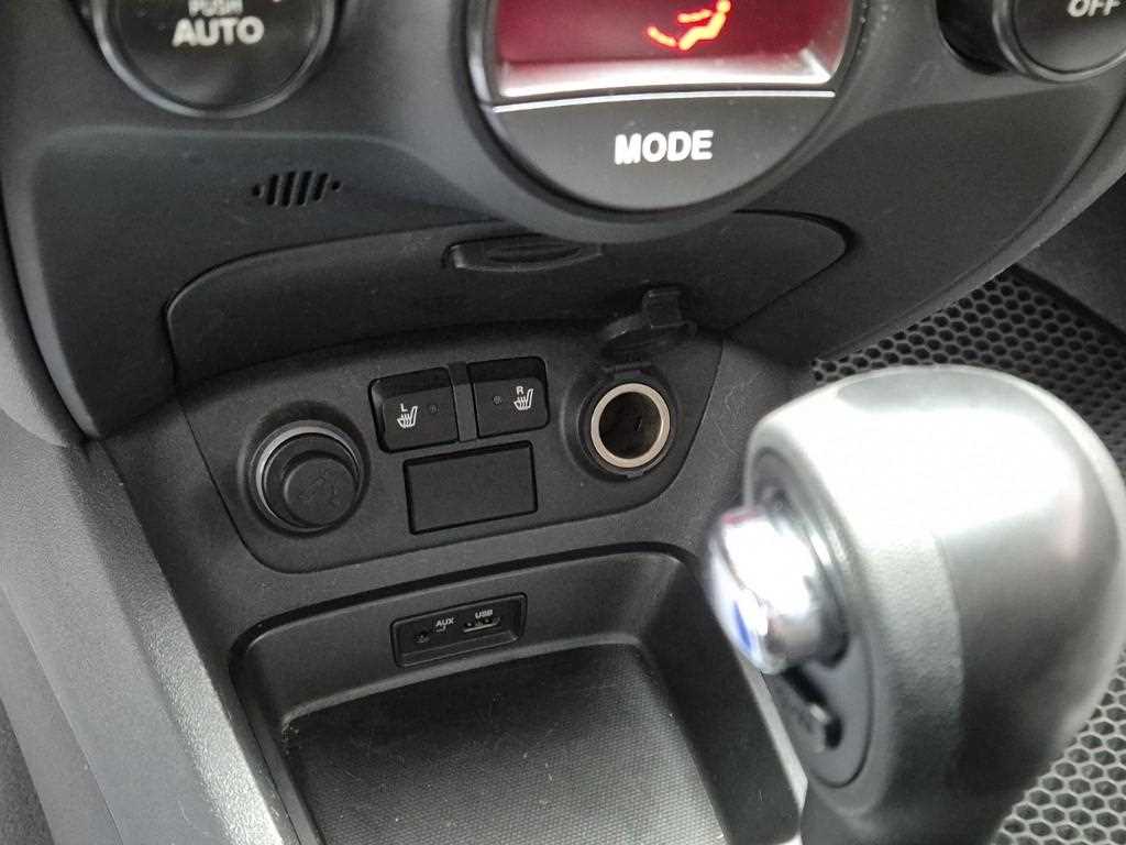 KIA Pride 2010 Plateado - Importación desde Corea - HF Imports Iquique - Foto 15