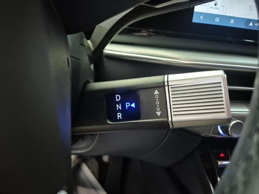 HYUNDAI Grandeur - Vista 8