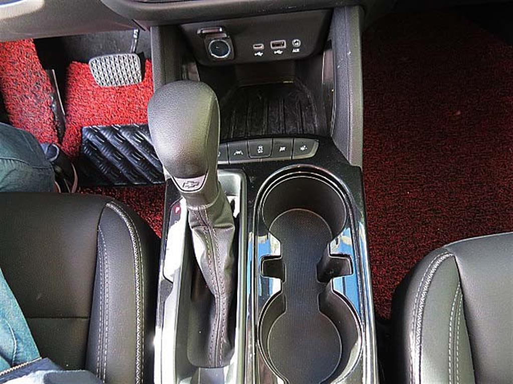 Chevrolet Trail Blazer 2022 Blanco - Importación desde Corea - HF Imports Iquique - Foto 12