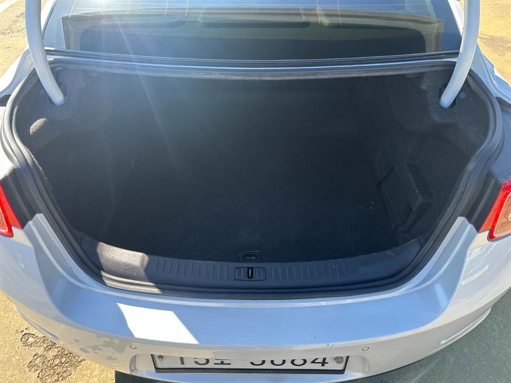 Chevrolet Malibu - Vista 10