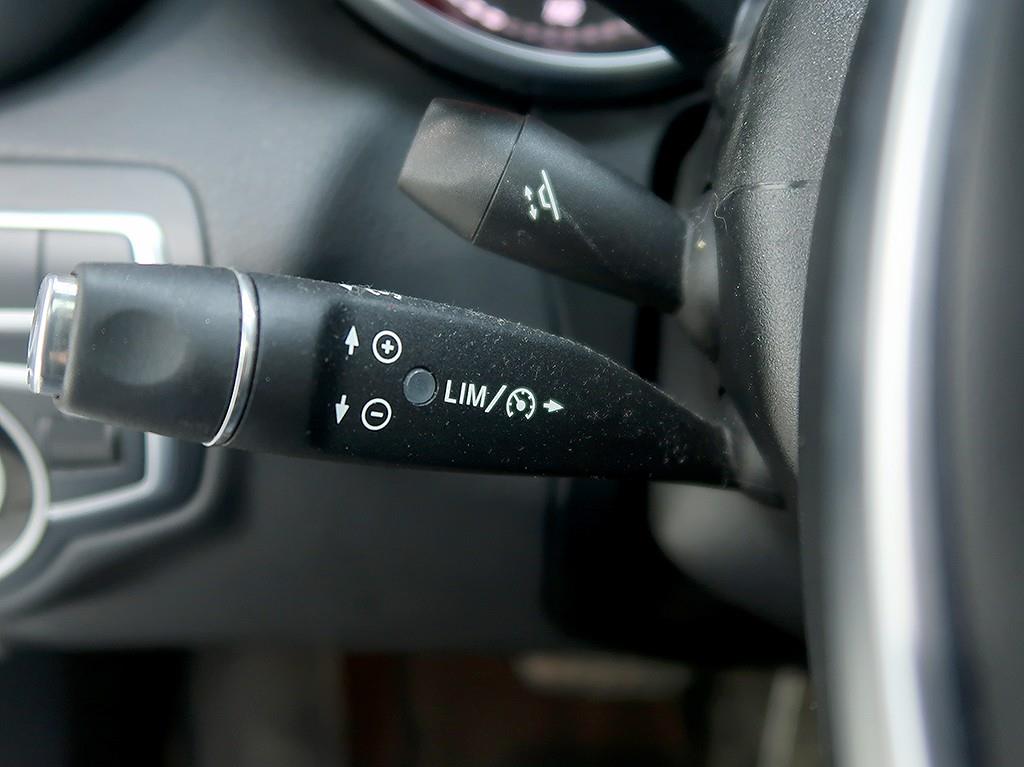 Mercedes Benz C Class 2017 Blanco - Importación desde Corea - HF Imports Iquique - Foto 10