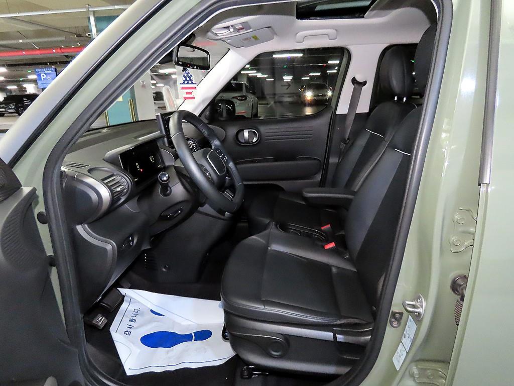 HYUNDAI Casper - Vista 6