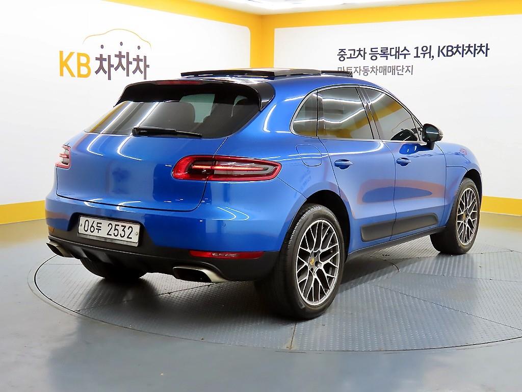 Porsche Macan - Vista 4
