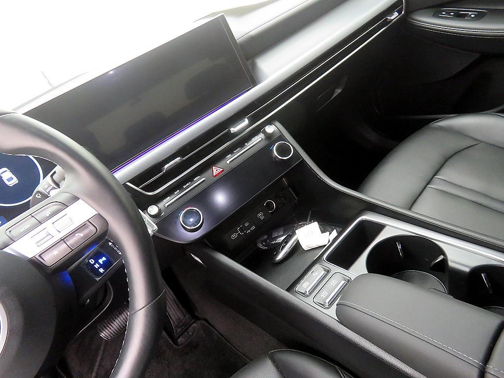 HYUNDAI Sonata - Vista 10