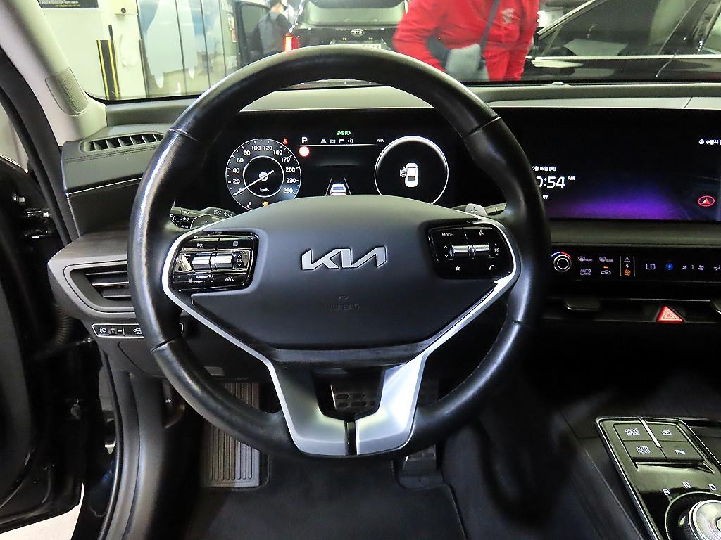 KIA K8 - Vista 8