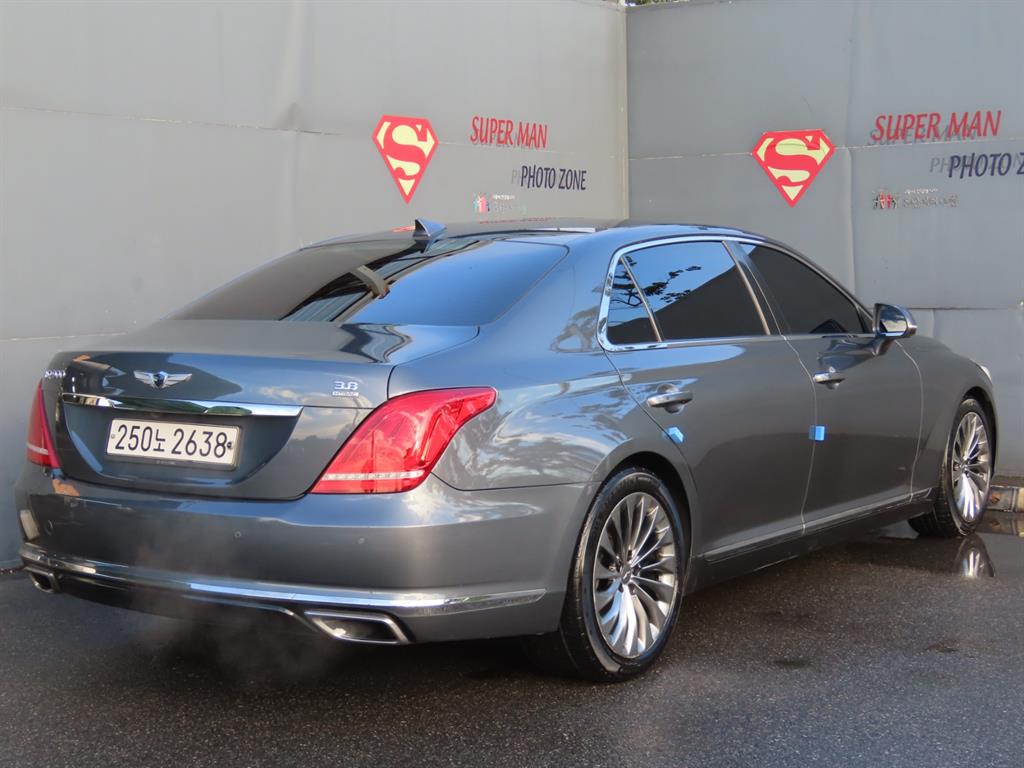 Genesis EQ900 - Vista 7