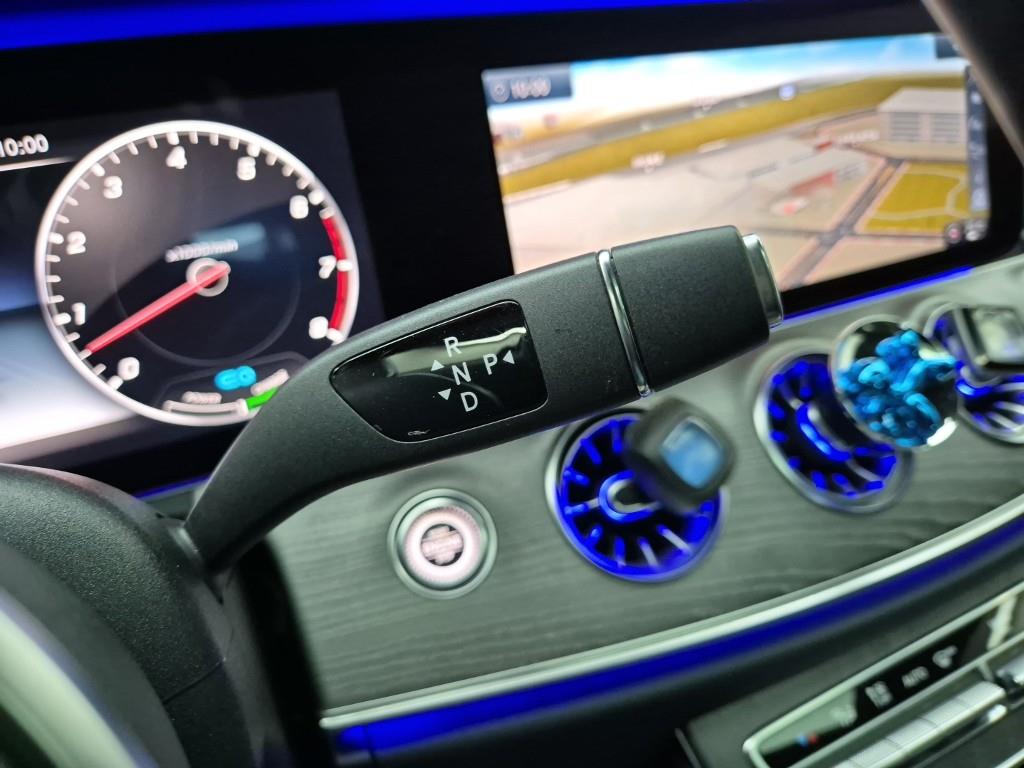 Mercedes Benz CLS Class - Vista 8