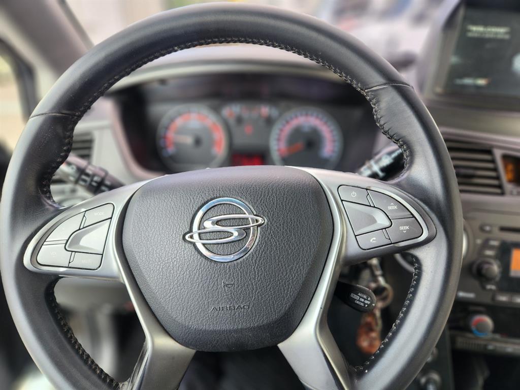 Ssangyong Korando - Vista 7