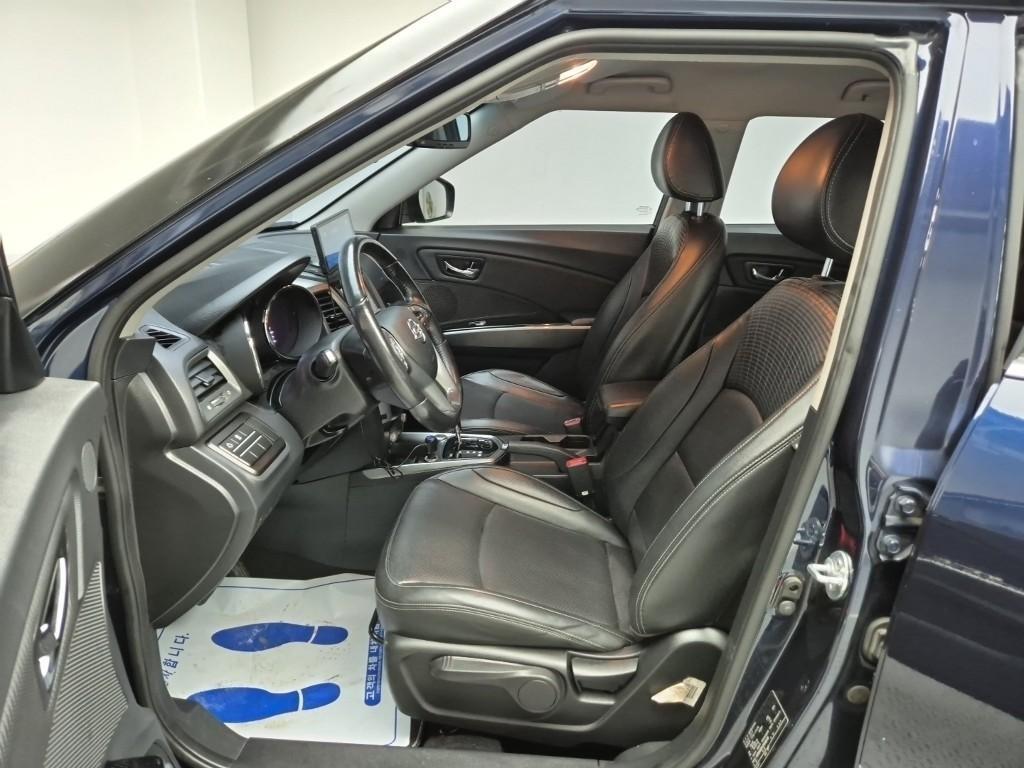 Ssangyong Tivoli 2018 Azul - Importación desde Corea - HF Imports Iquique - Foto 15