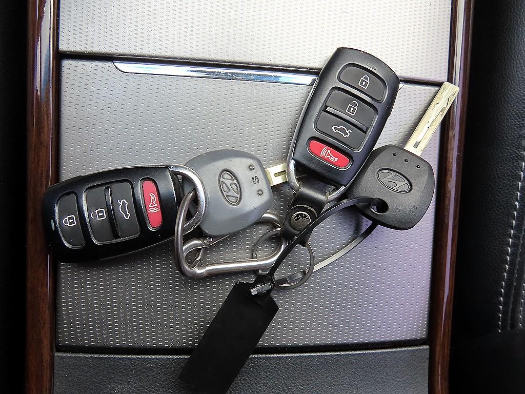 HYUNDAI Grandeur 2009 Negro - Importación desde Corea - HF Imports Iquique - Foto 18