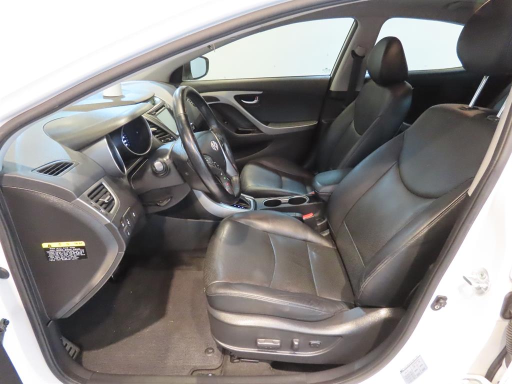 HYUNDAI Avante 2014 Blanco - Importación desde Corea - HF Imports Iquique - Foto 10