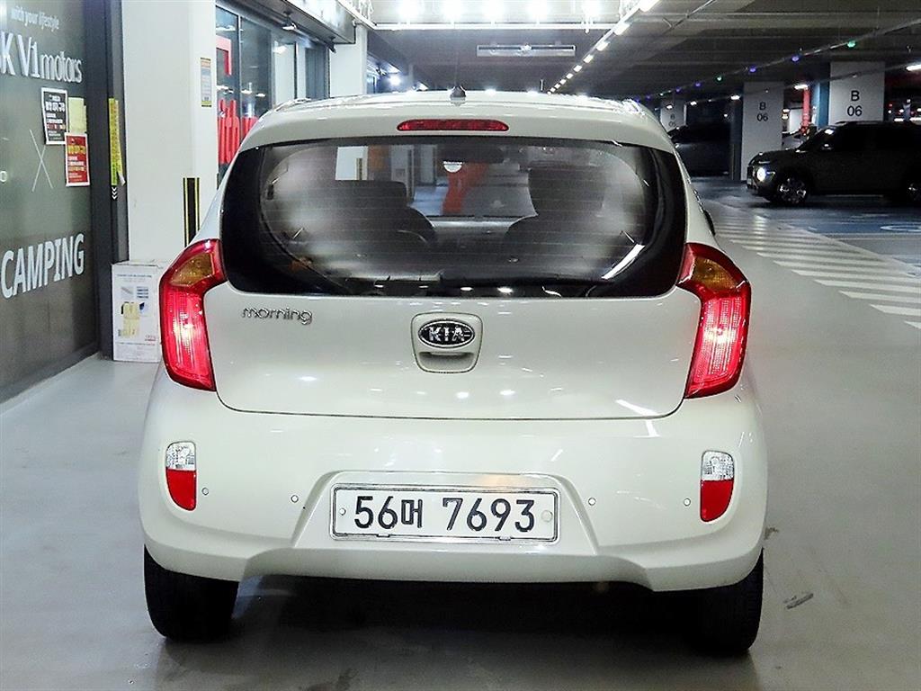 KIA Morning - Vista 5