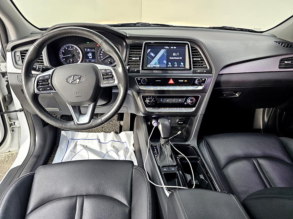 HYUNDAI Sonata - Vista 5