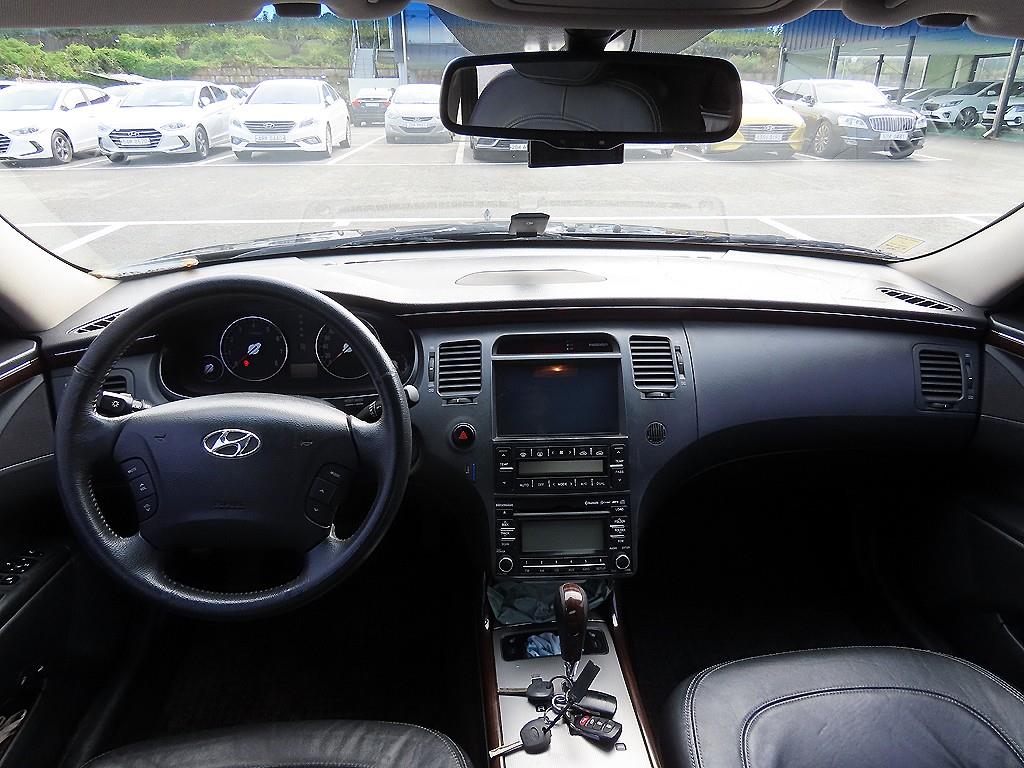 HYUNDAI Grandeur - Vista 9