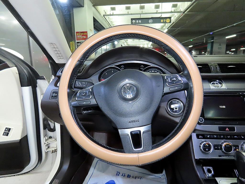 Volkswagen CC - Vista 8