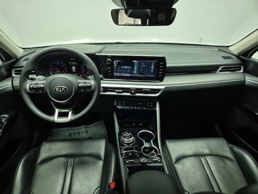 KIA K5 - Vista 8