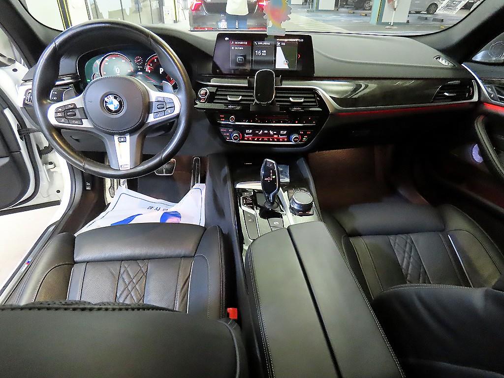 BMW 5 Series - Vista 10