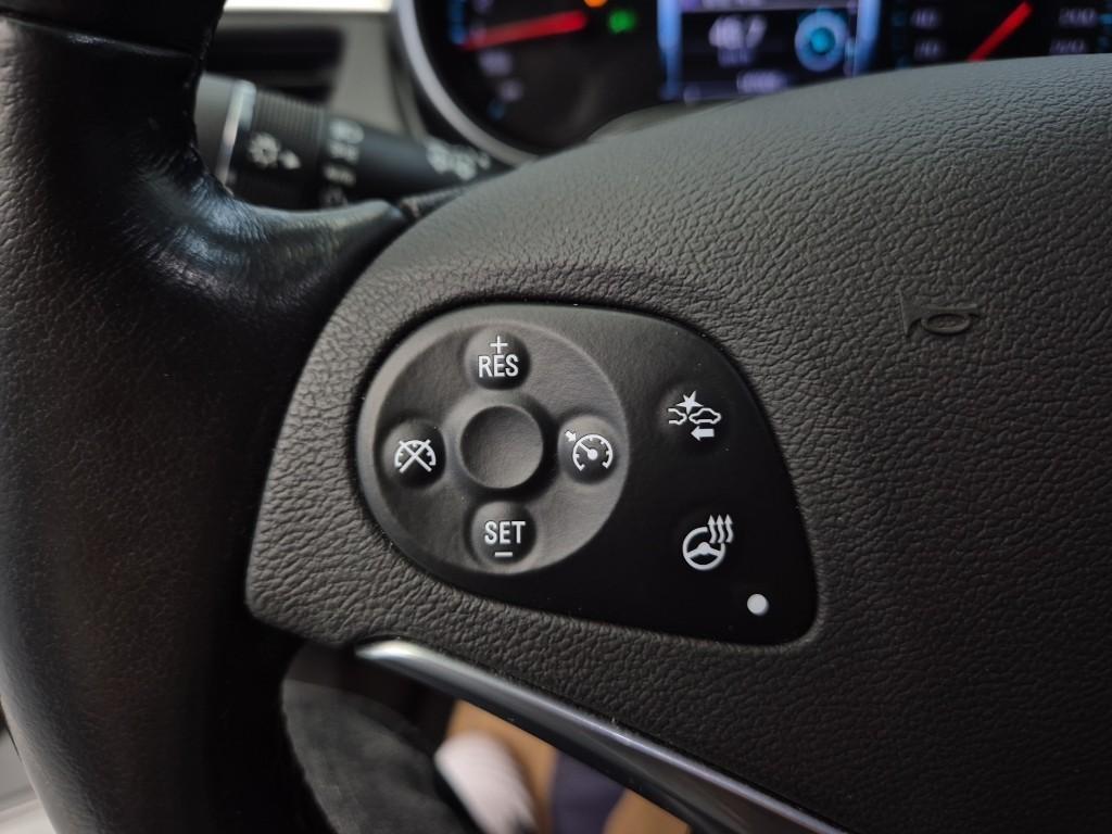 Chevrolet Impala - Vista 10