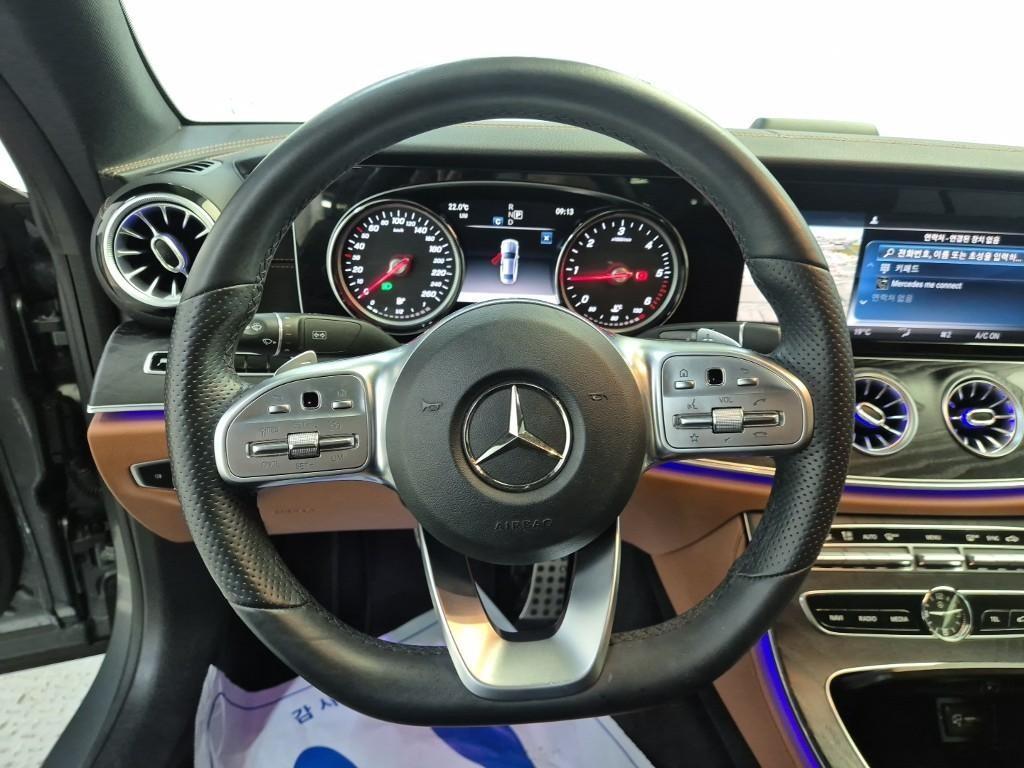 Mercedes Benz E class - Vista 9