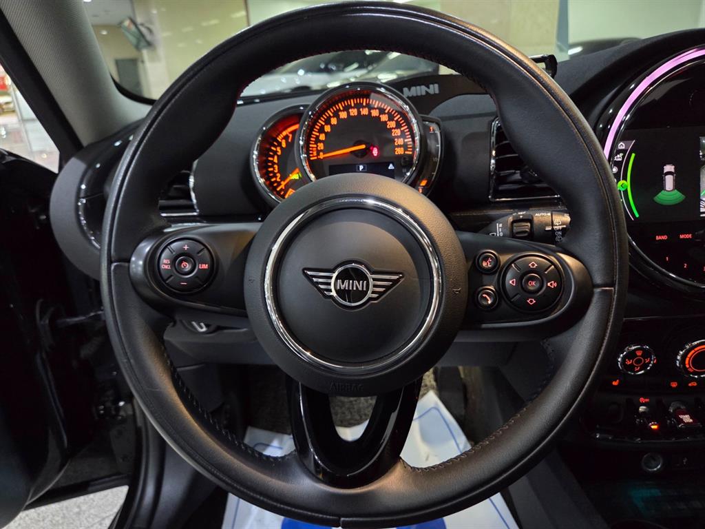 Mini Clubman - Vista 9