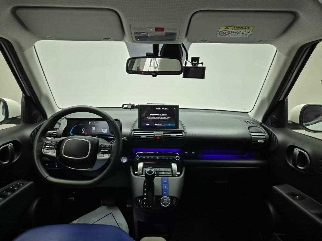 HYUNDAI Casper - Vista 7