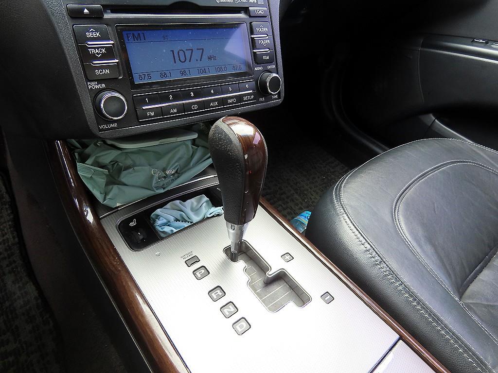 HYUNDAI Grandeur - Vista 11