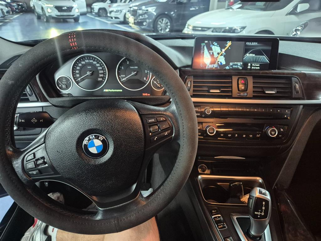 BMW 3 series - Vista 10