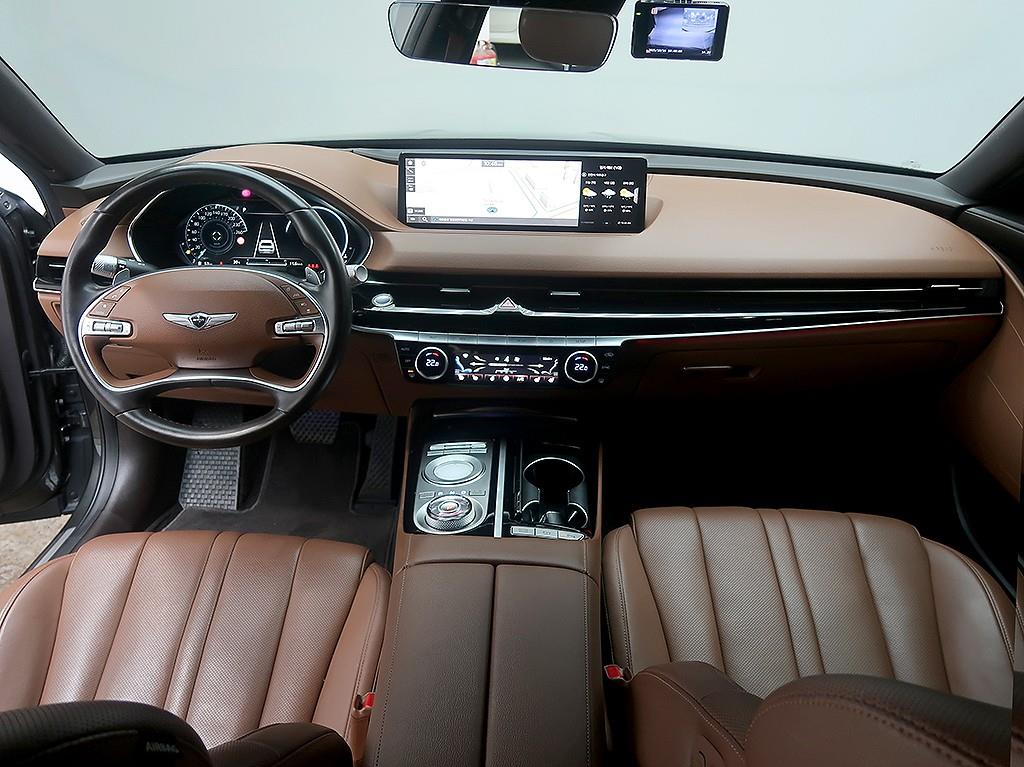 Genesis G80 - Vista 9