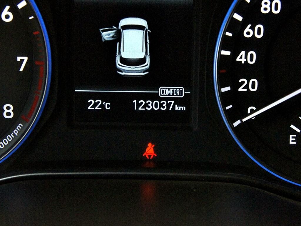 HYUNDAI Kona 2018 Rojo - Importación desde Corea - HF Imports Iquique - Foto 9