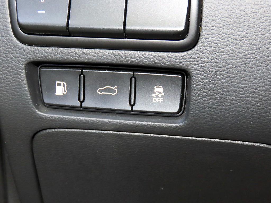 KIA K7 2016 Negro - Importación desde Corea - HF Imports Iquique - Foto 14