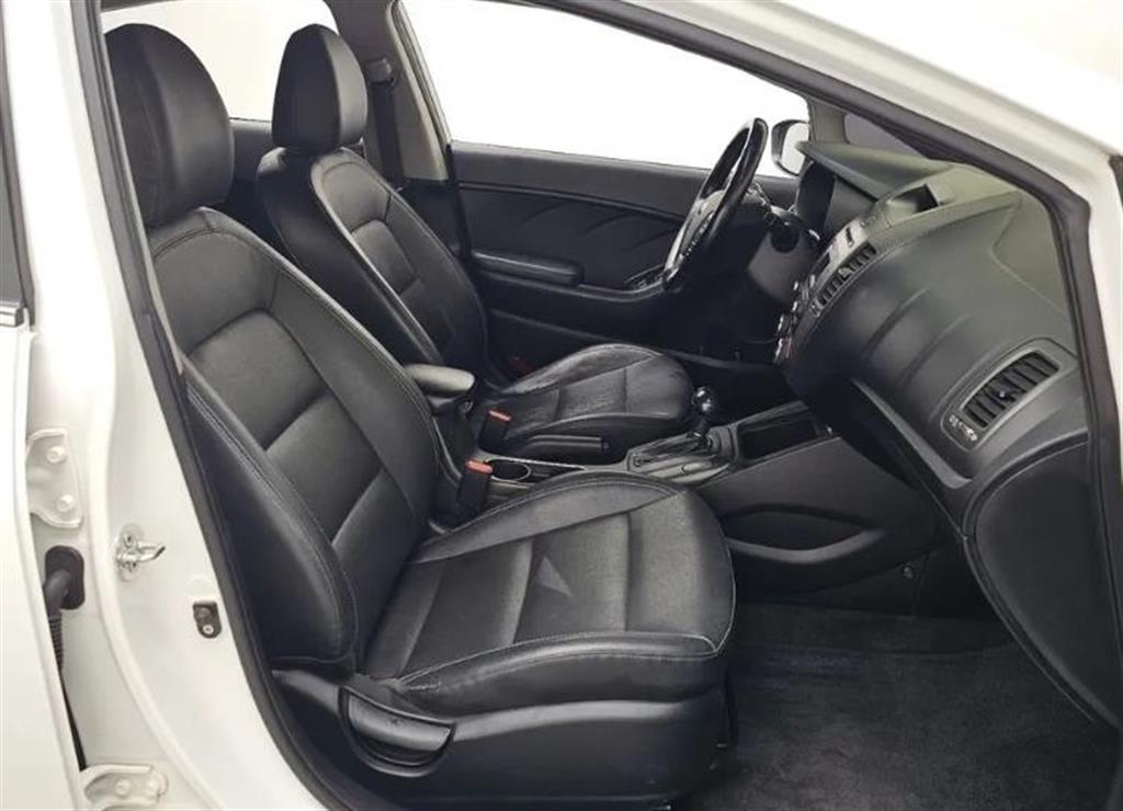 KIA K3 2013 Blanco - Importación desde Corea - HF Imports Iquique - Foto 9