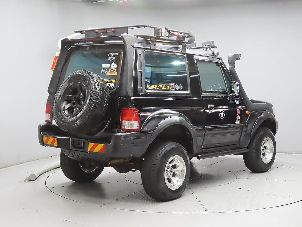 HYUNDAI Galloper - Vista 7