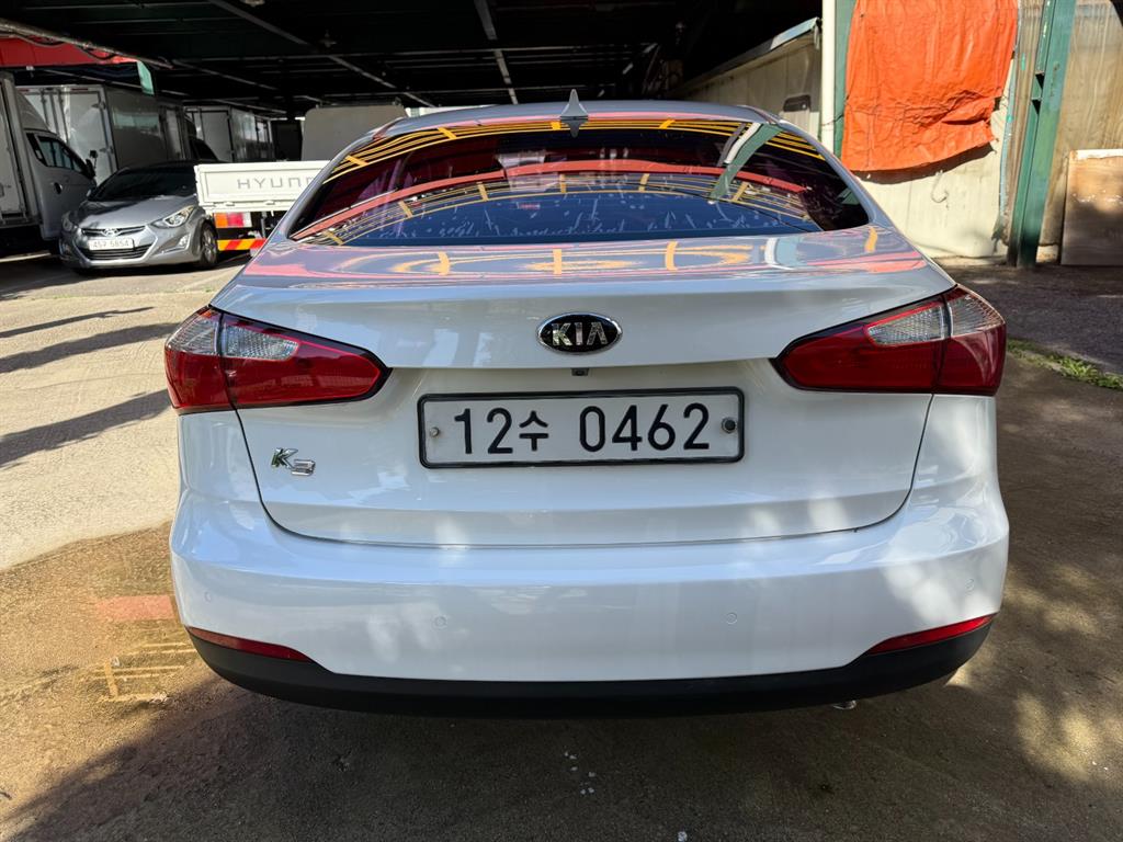 KIA K3 - Vista 4