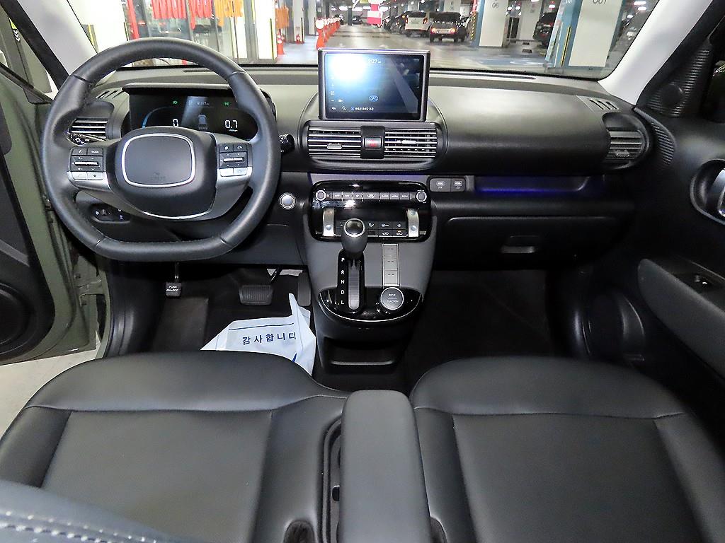 HYUNDAI Casper - Vista 10