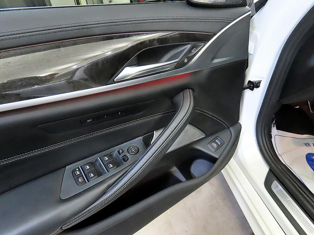 BMW 5 Series 2018 Blanco - Importación desde Corea - HF Imports Iquique - Foto 13