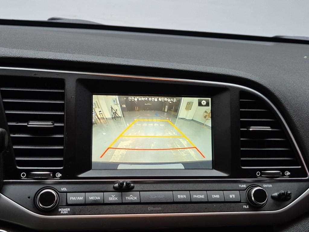 HYUNDAI Avante 2016 Gris - Importación desde Corea - HF Imports Iquique - Foto 14