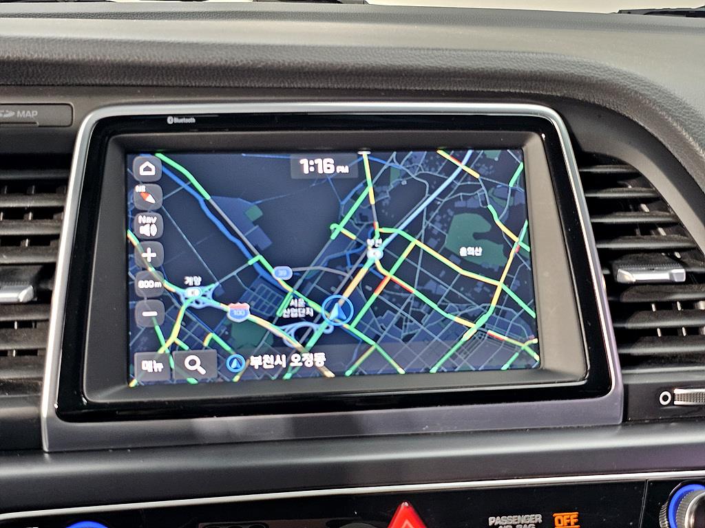 HYUNDAI Sonata - Vista 12