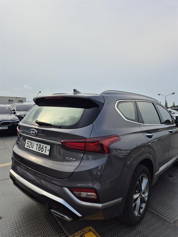 HYUNDAI Santa Fe - Vista 5