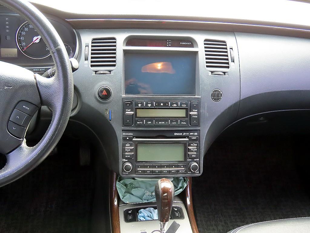 HYUNDAI Grandeur - Vista 10